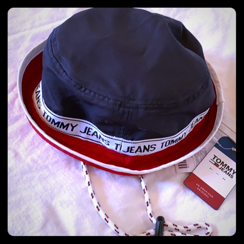 Tommy Jeans hat